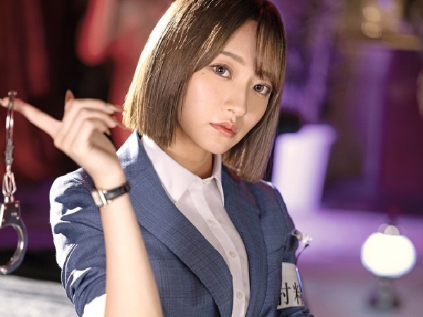 【ドS女王の調教】『もう許して…』フニャチン男がドS美女に鬼責め!手コキ&バキュームフェラで悶絶!悲鳴と快楽の絶頂プレイ!