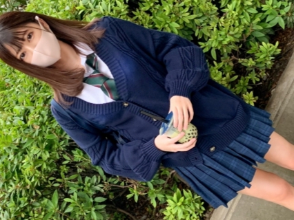 【制服美少女の淫らな誘惑】『もっと奥まで…』激カワJKがギンギンに勃った肉棒に夢中！エッチなマンコを激しく突かれ、たまらず膣内に熱い精子をぶちまけられる！♡