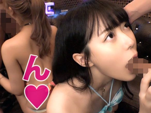 【金髪ギャル×黒髪JD】ラブホで大乱交！金髪ビッチと清楚系美少女がW生ハメでイキまくり！水着姿でヤリまくる4Pセックスがヤバすぎる♥