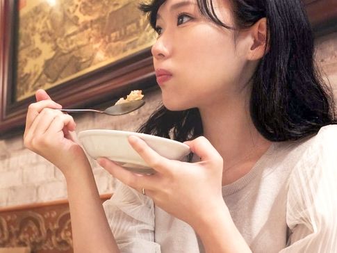 【美脚若妻の危険な選択】金にだらしない旦那に愛想を尽かした若妻が、鬱憤晴らしにAV出演！極上手マンでビクビク痙攣、旦那では味わえない快楽に溺れる！！