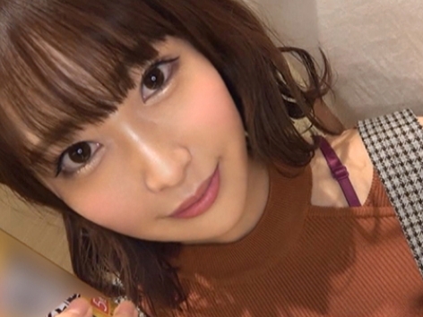 【騎乗位】激カワ美少女がチ●コの上で大胆に腰振り！美乳とスレンダーボディが揺れる姿に興奮MAX！キレイなカラダで肉棒を味わい尽くす♡