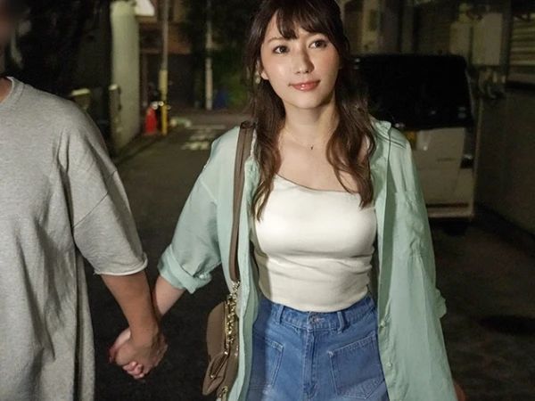 【制服美少女の秘密】『ダメ…誰かに見られちゃう…』ロリっ娘JKが教室でこっそりフェラ抜き♥制服姿からスク水に着替えさせられ、恥じらいながらもエッチな要求に応えちゃう！