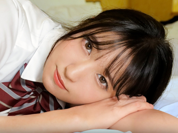 【無垢な美少女の初体験】『ダメ…でも気持ちいい…』純粋な美少女が年上おじさんにホテルで誘惑され、快楽に目覚める！恥じらいながらも敏感ボディが反応し、イキまくる初々しいセックス♡