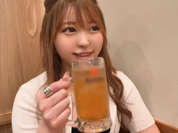 【同窓会NTR】中学時代のマドンナとまさかの再会！今や人気インフルエンサーの彼女と禁断のハメ撮り♡電マ責め＆激ピストンで感じまくる姿は必見！