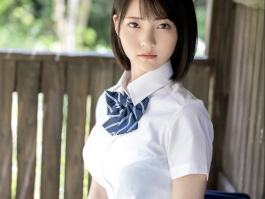 【制服美少女と教室で】ドキドキの甘酸っぱいアオハルセックス！制服姿が眩しい美少女と、教室で秘密の性交を楽しむ、青春の1ページを切り取ったようなエロティックなひと時♡